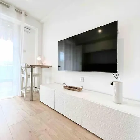 Le Greco : 6 Prs, 3 Ch, Parking, Clim Apartman